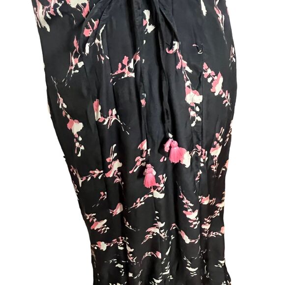 Welcome to my closet! - Picture 7 of 12